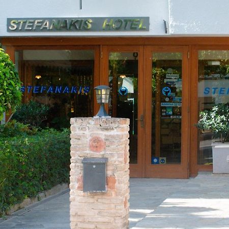 فاركيزا Stefanakis Hotel & Apartments المظهر الخارجي الصورة