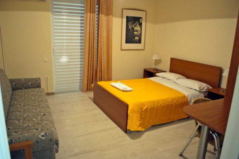 فاركيزا Stefanakis Hotel & Apartments المظهر الخارجي الصورة