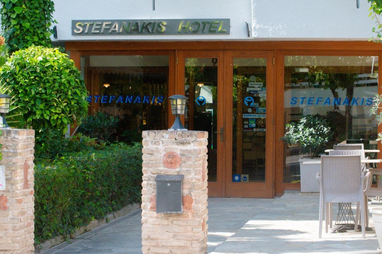 فاركيزا Stefanakis Hotel & Apartments المظهر الخارجي الصورة