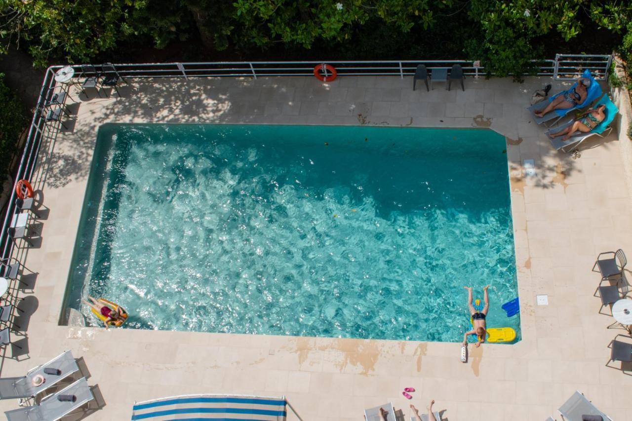 فاركيزا Stefanakis Hotel & Apartments المظهر الخارجي الصورة