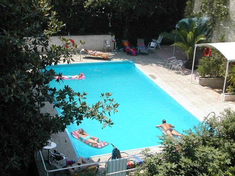 فاركيزا Stefanakis Hotel & Apartments المظهر الخارجي الصورة